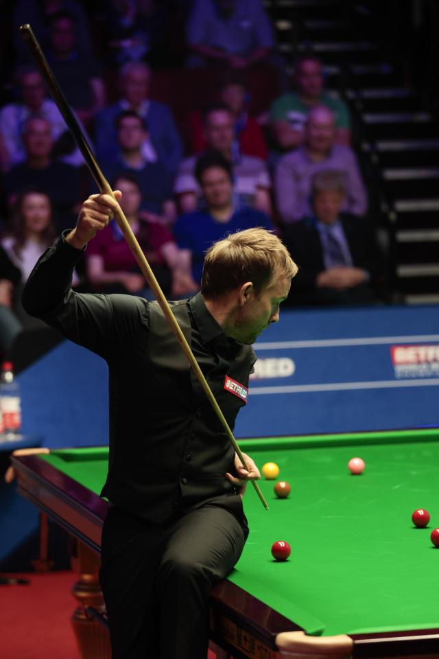 比赛中败北 比赛中败北