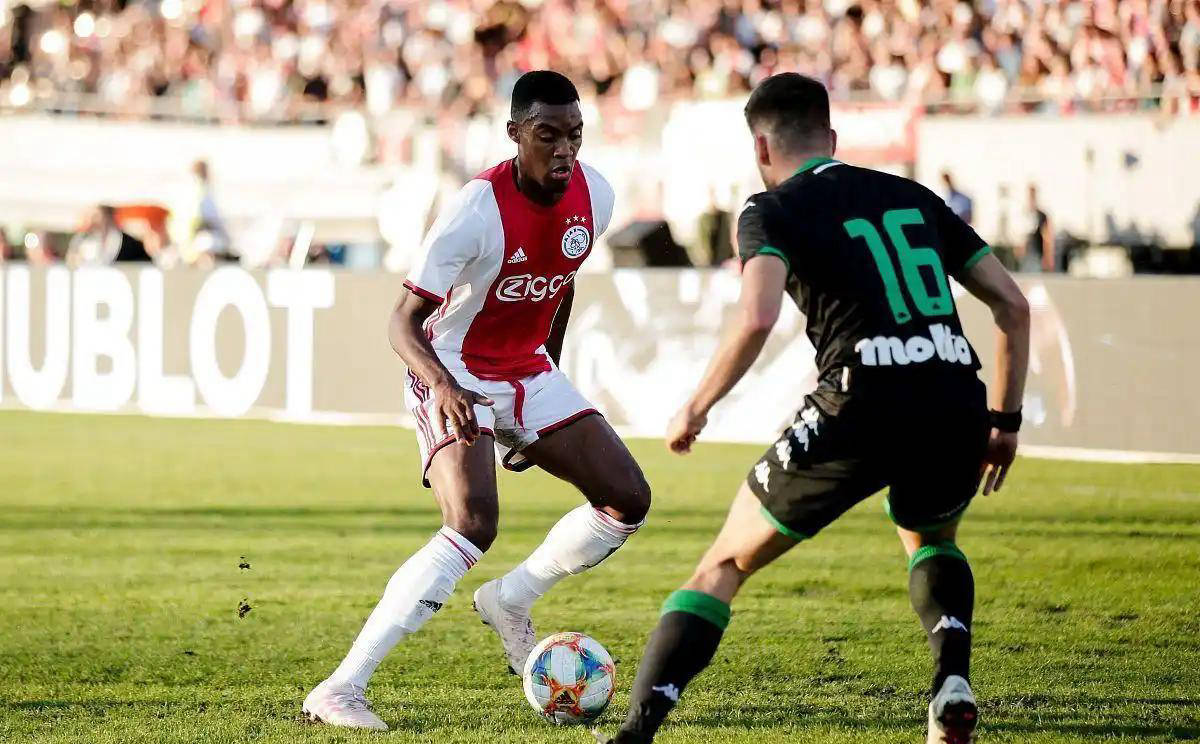 前完成签约 前完成签约