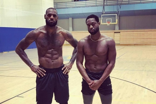 拉特科夫 拉特科夫