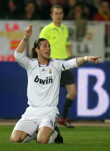 出与机动支 出与机动支