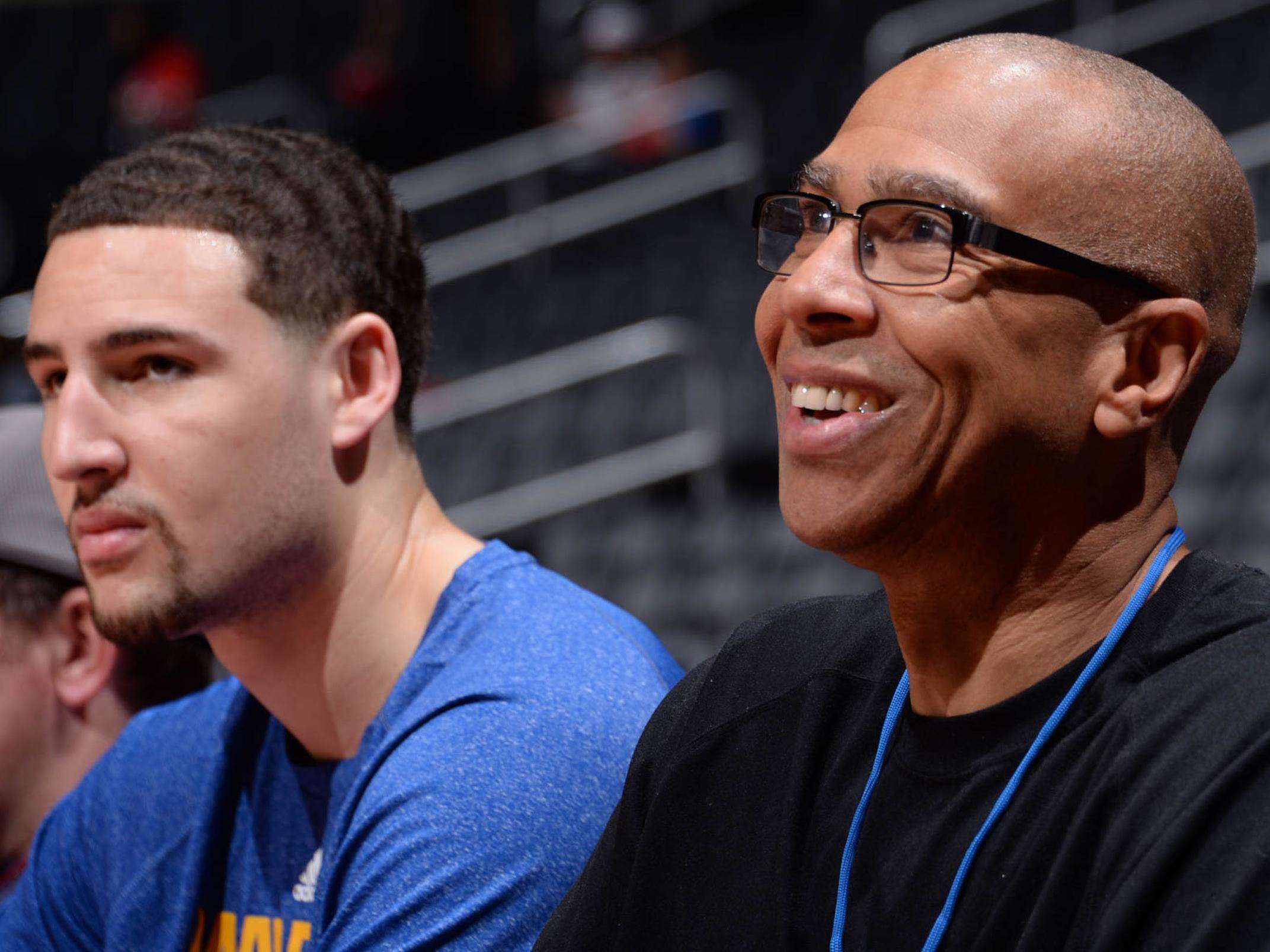 卡住中卫与 卡住中卫与